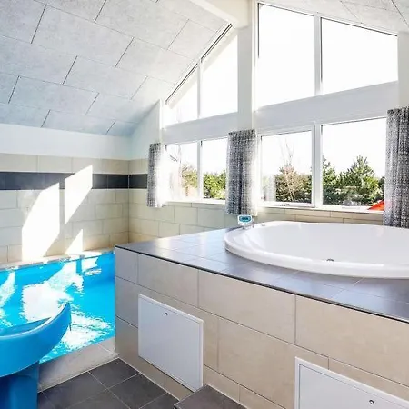 Sleeps 20 Pool Wifi *