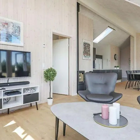 Sleeps 20 Pool Wifi 度假居 Bøtø By