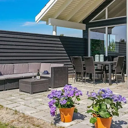 Sleeps 20 Pool Wifi