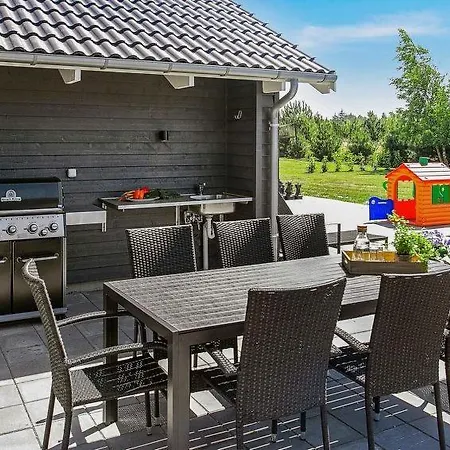 度假居 Sleeps 20 Pool Wifi Bøtø By
