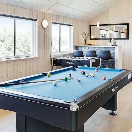 Sleeps 20 Pool Wifi 度假居 *